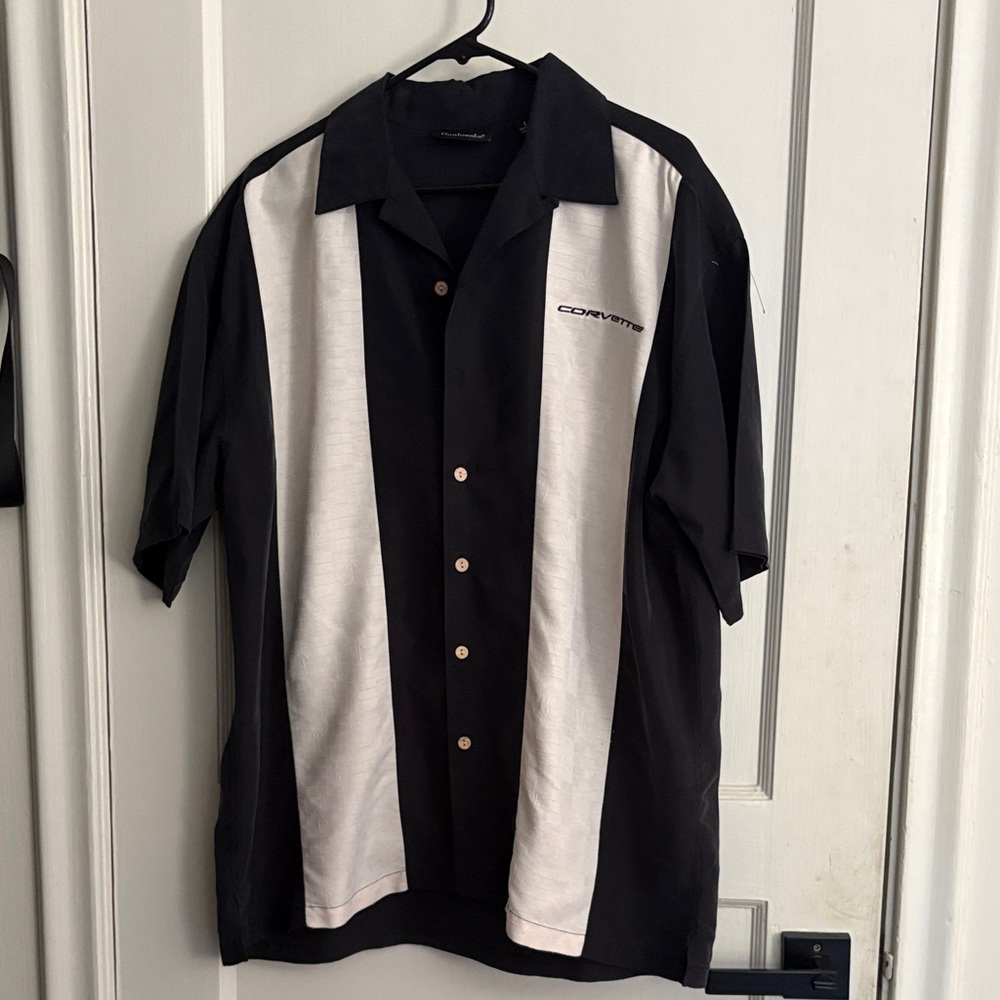 Corvette Men's Black and White Button Down Shirt
